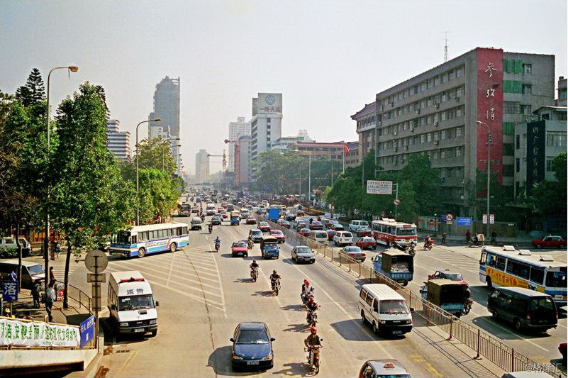 广州,东风中路,1999年.