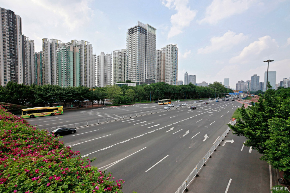 广州大道南,往珠江方向,2015年.