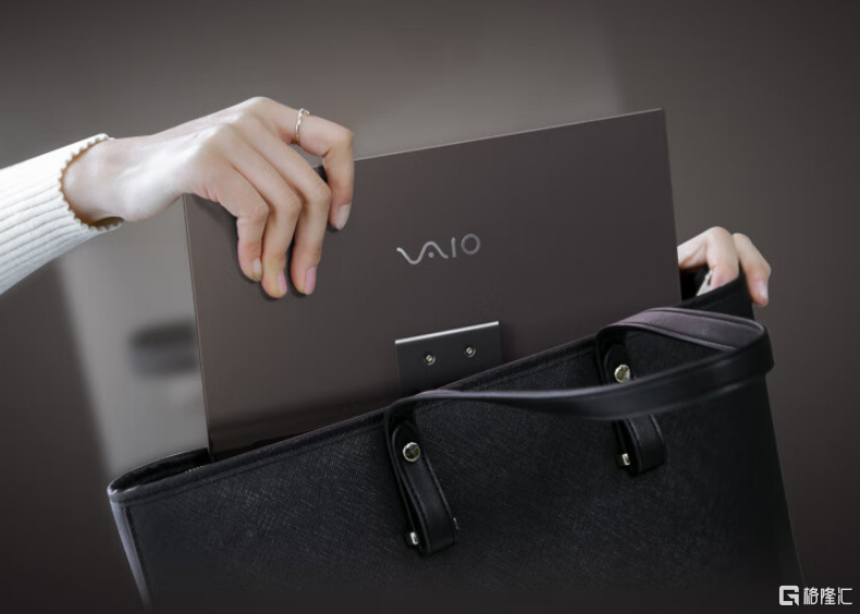玩CQ9游戏新选择：VAIO Vision+ 14最轻便携显示器重磅上市-2.png