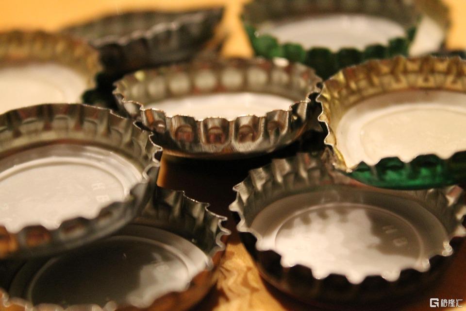 bottle-caps-647830_960_720.jpg