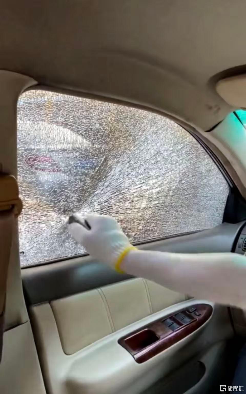 破窗.jpg