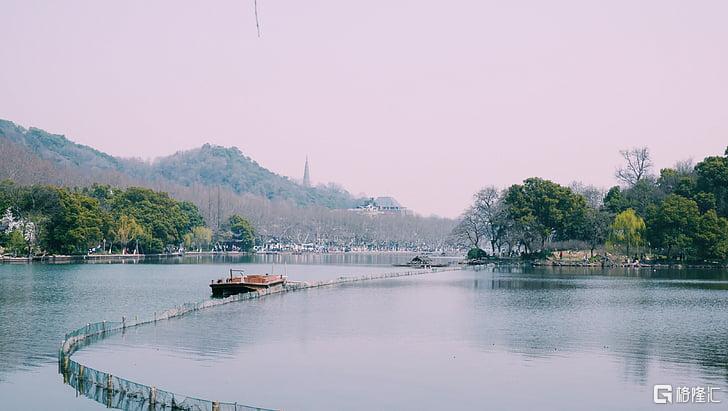 west-lake-the-scenery-hangzhou-preview (1).jpg