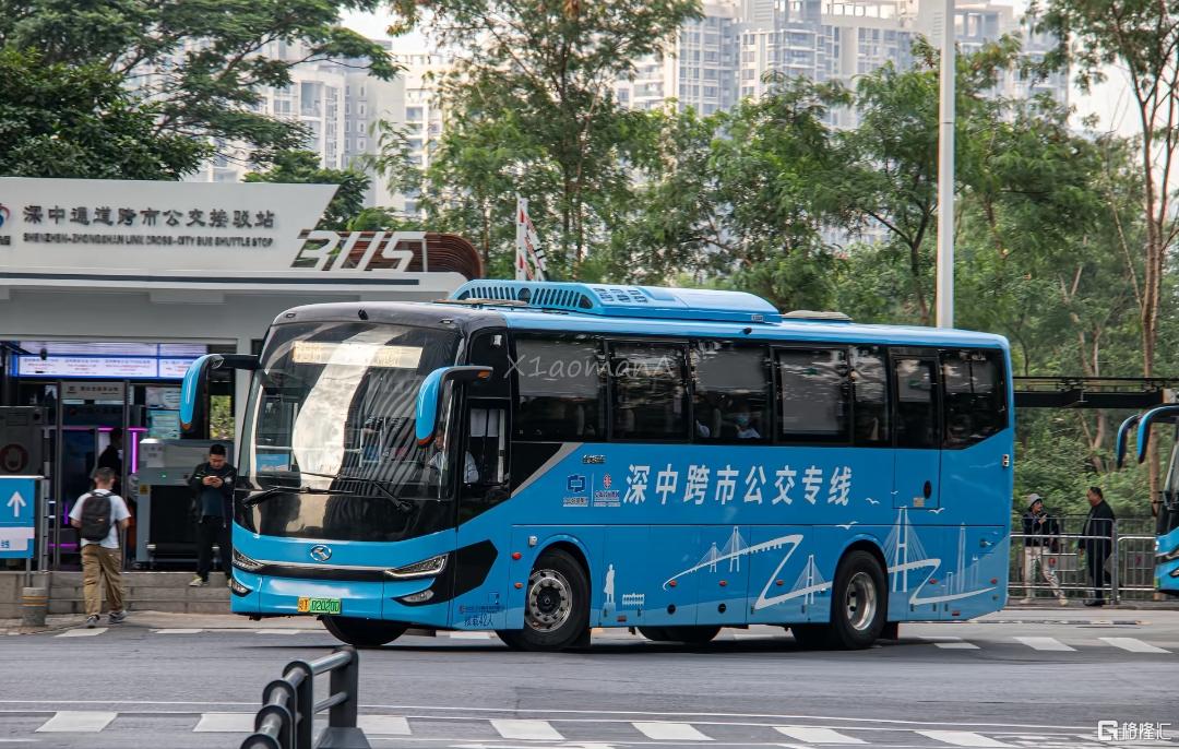 深圳公交.jpg