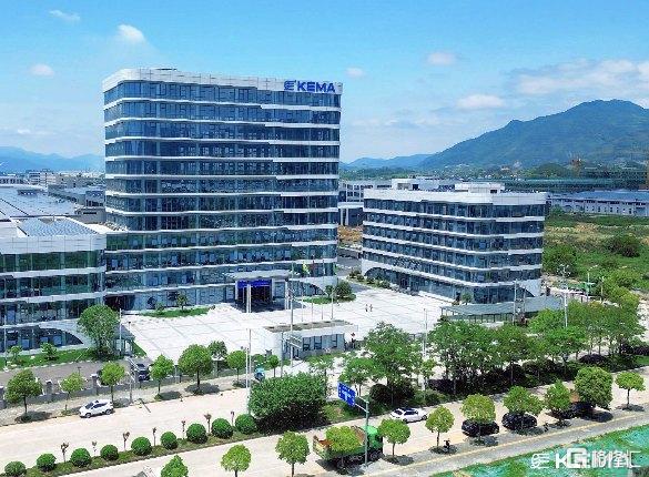 科马材料封面图.jpg